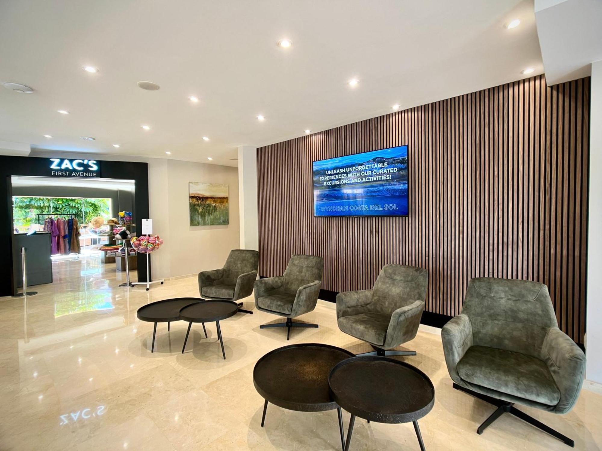 Wyndham Grand Costa Del Sol Aparthotel El Faro Exterior foto