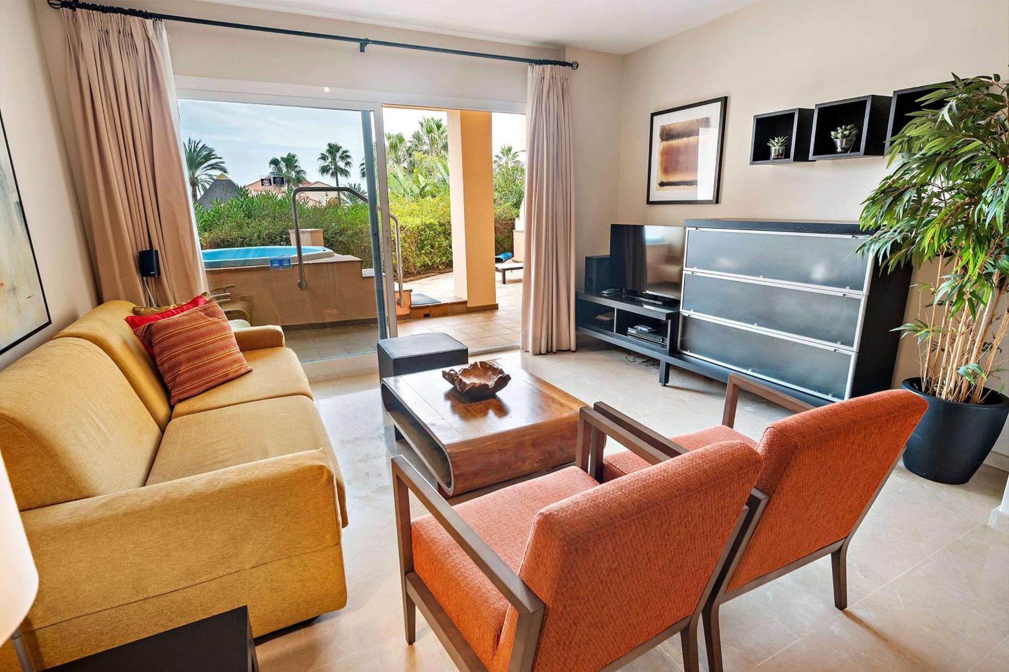 Wyndham Grand Costa Del Sol Aparthotel El Faro Exterior foto