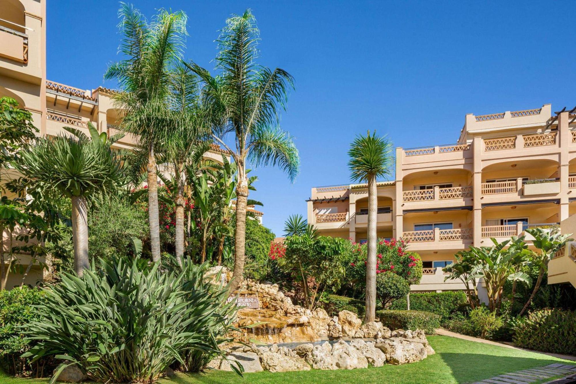 Wyndham Grand Costa Del Sol Aparthotel El Faro Exterior foto